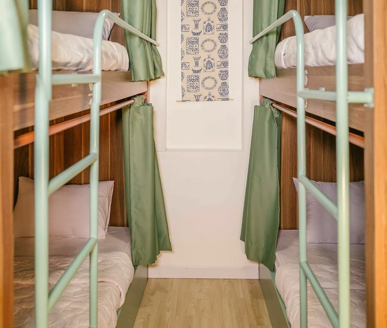 Decem Bed Hostel Ho Chi Minh City